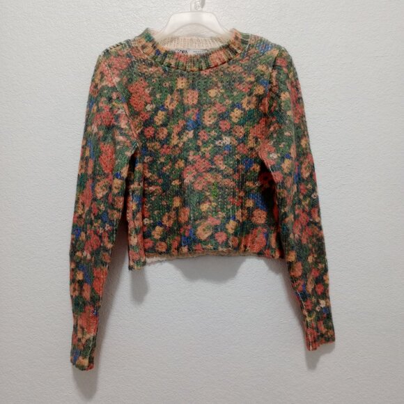 SOLD Zara Women's Floral Wool Blend Knit Cropped Sweater size M - Picture 3 of 10